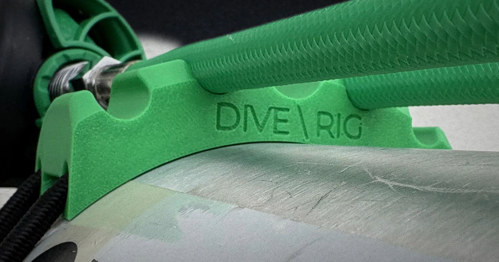 HoseDock™ close-up with the DIVE\RIG mark